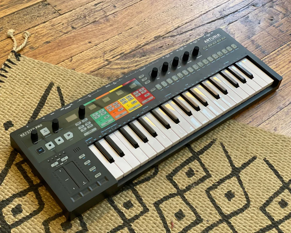 Arturia Keystep Pro Black Midi Klavye | Sesçi Baba Arturia Keystep Pro Black Midi Klavye | Sesçi Baba